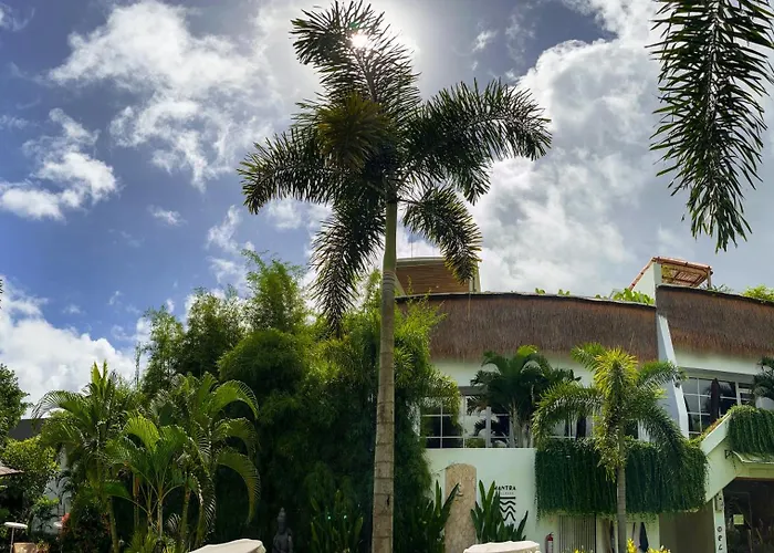 Hotel Mantra Wellness Center *
